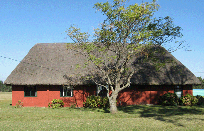 Salon De Comidas En Casa Grande